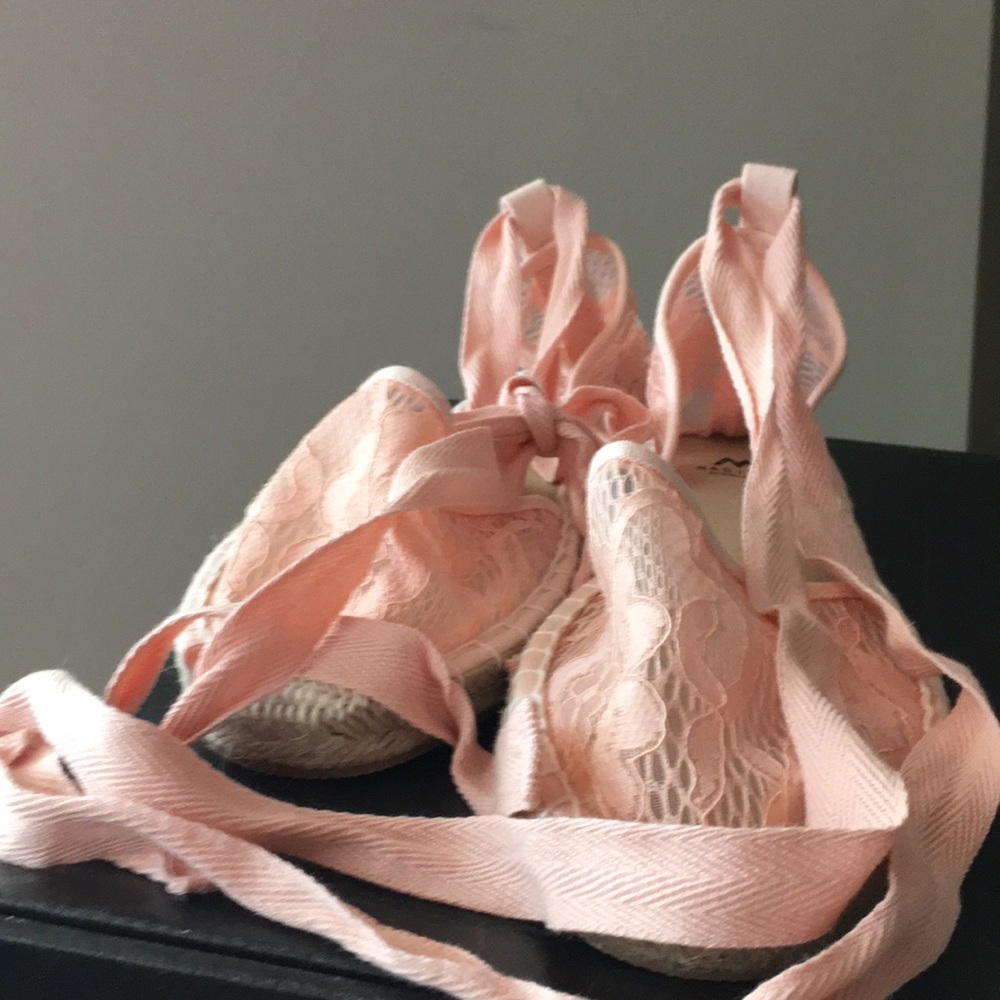 NIB Madison by ShoeDazzle Ballet Pink Espadrilles